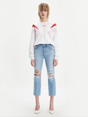 Levi's 501® Original Cropped Ripped Women's Jeans!